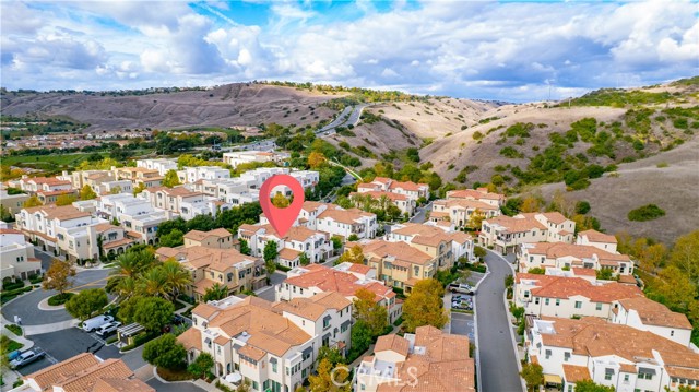 MLS #OC25262968 image #33