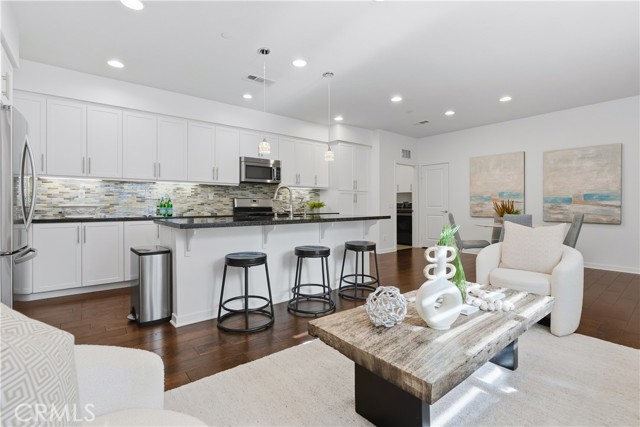 MLS #OC25262968 image #8