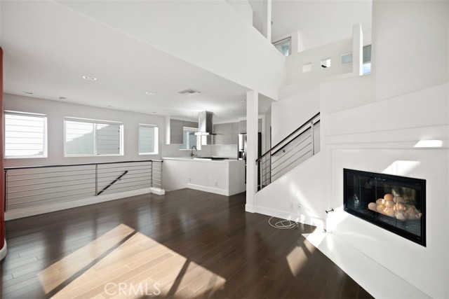 MLS #OC25262988 image #1