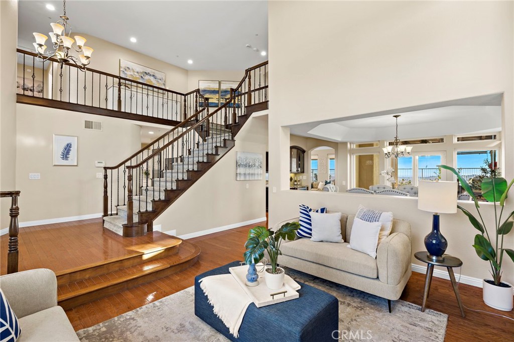 MLS #OC25262992 image #12