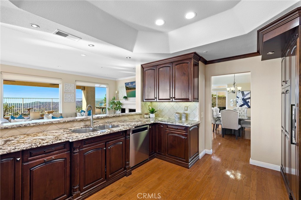 MLS #OC25262992 image #18