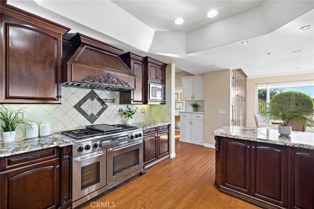 MLS #OC25262992 image #19