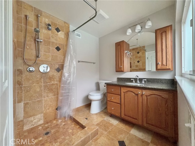 MLS #OC25263003 image #13