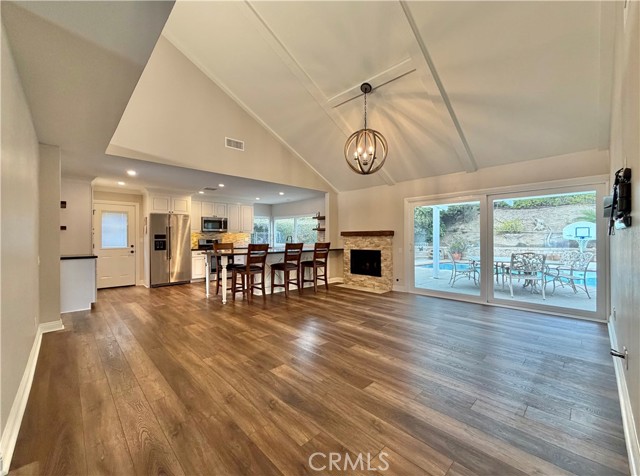 MLS #OC25263003 image #2