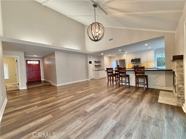 MLS #OC25263003 image #6