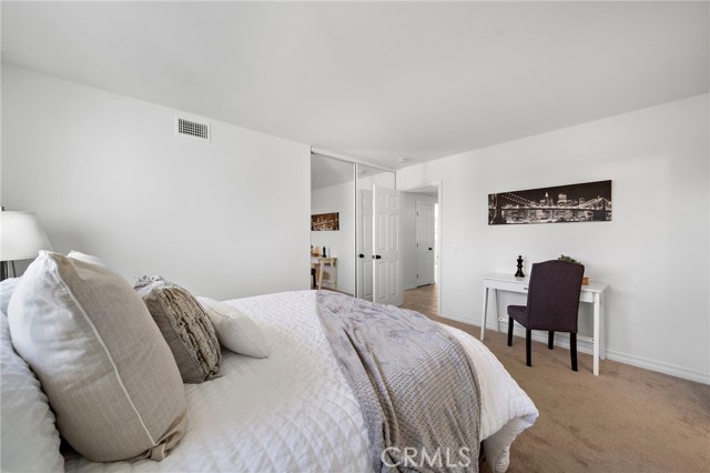 MLS #OC25263005 image #18