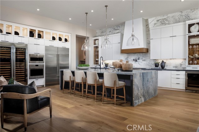 MLS #OC25263045 image #9