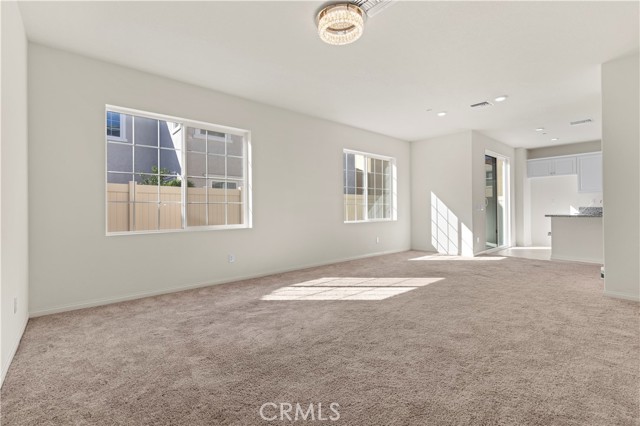 MLS #OC25263049 image #8