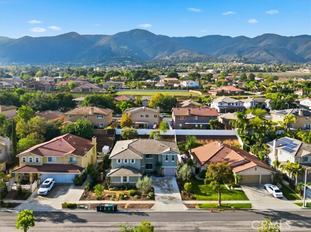 MLS #OC25263070 image #1