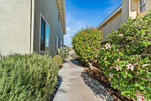 MLS #OC25263070 image #41