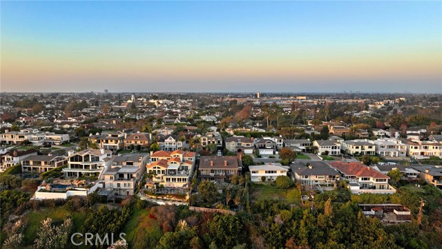 MLS #OC25263093 image #43