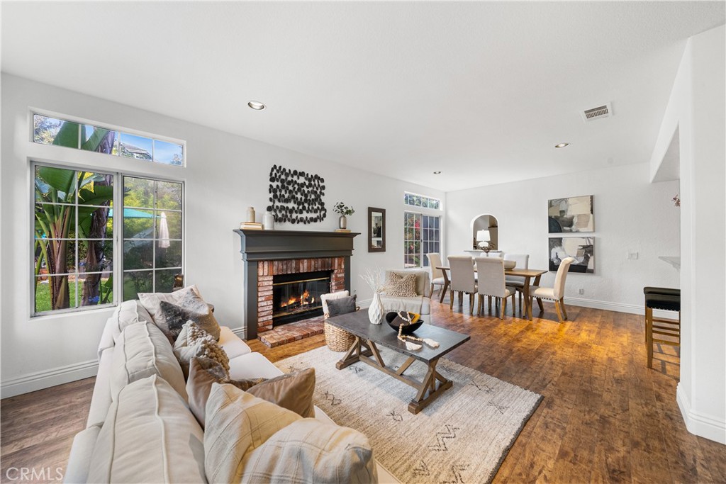 MLS #OC25263106 image #13