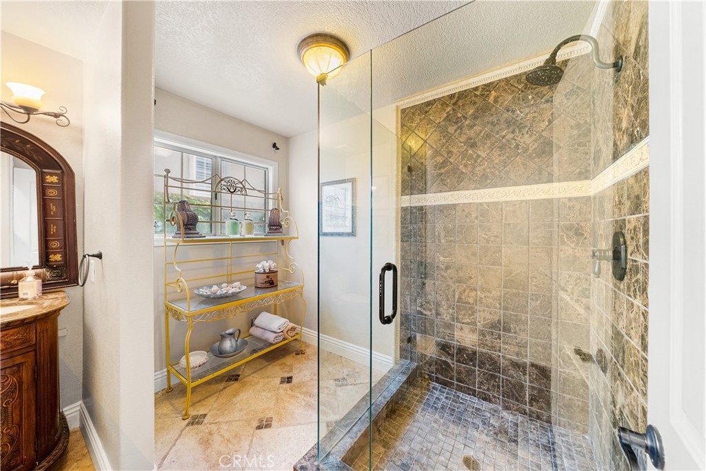 MLS #OC25263106 image #16