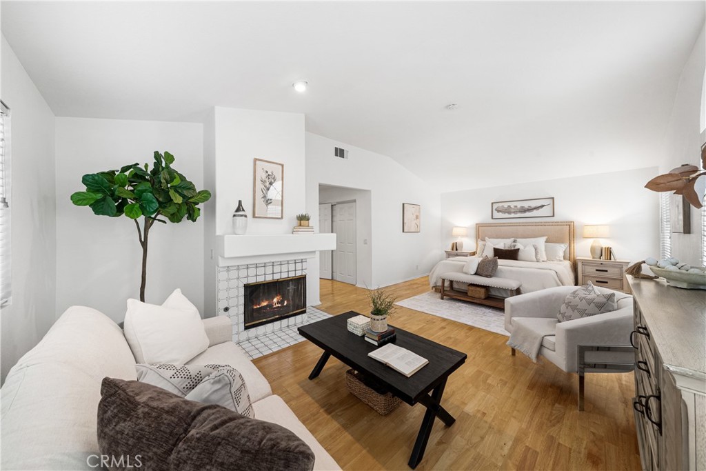 MLS #OC25263106 image #20