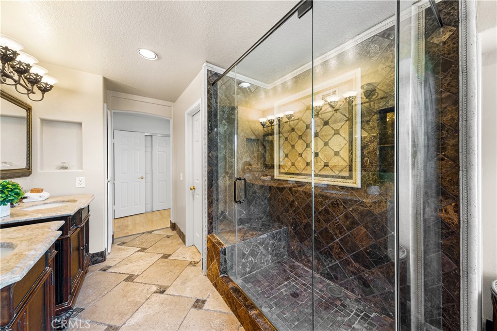 MLS #OC25263106 image #25