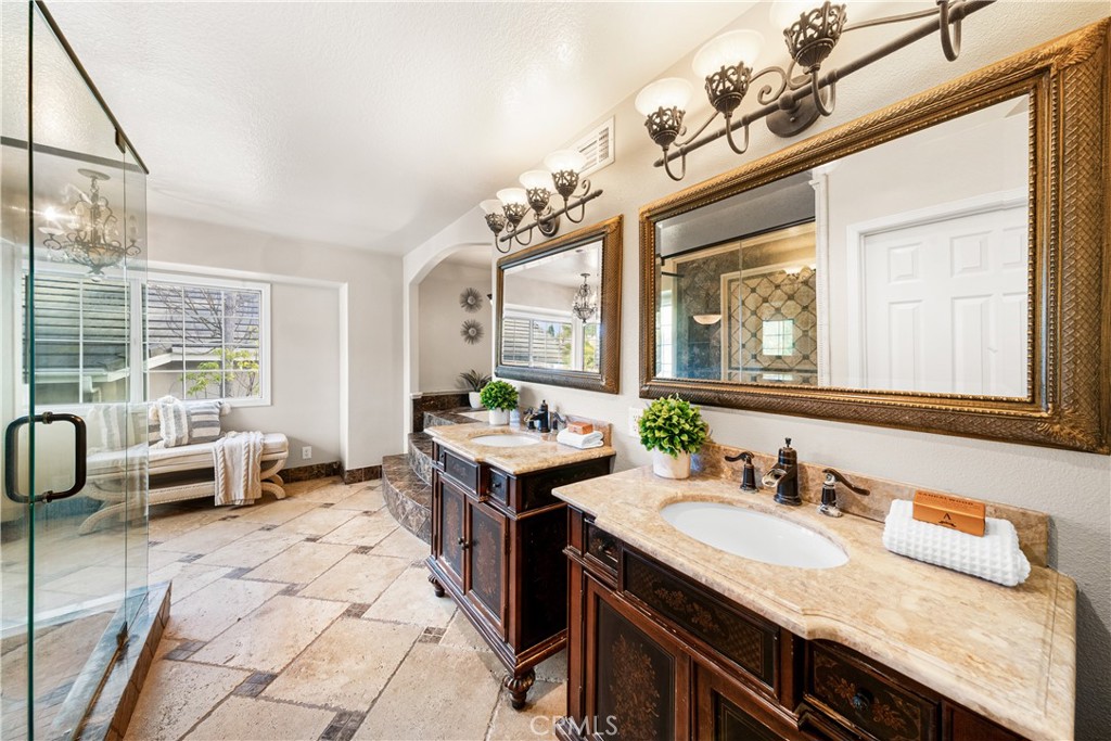 MLS #OC25263106 image #26