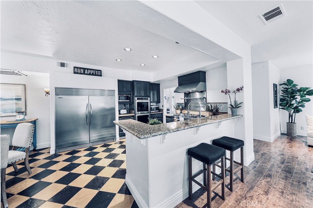 MLS #OC25263106 image #7