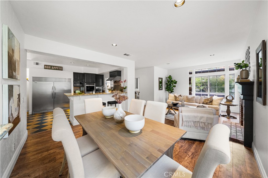 MLS #OC25263106 image #9