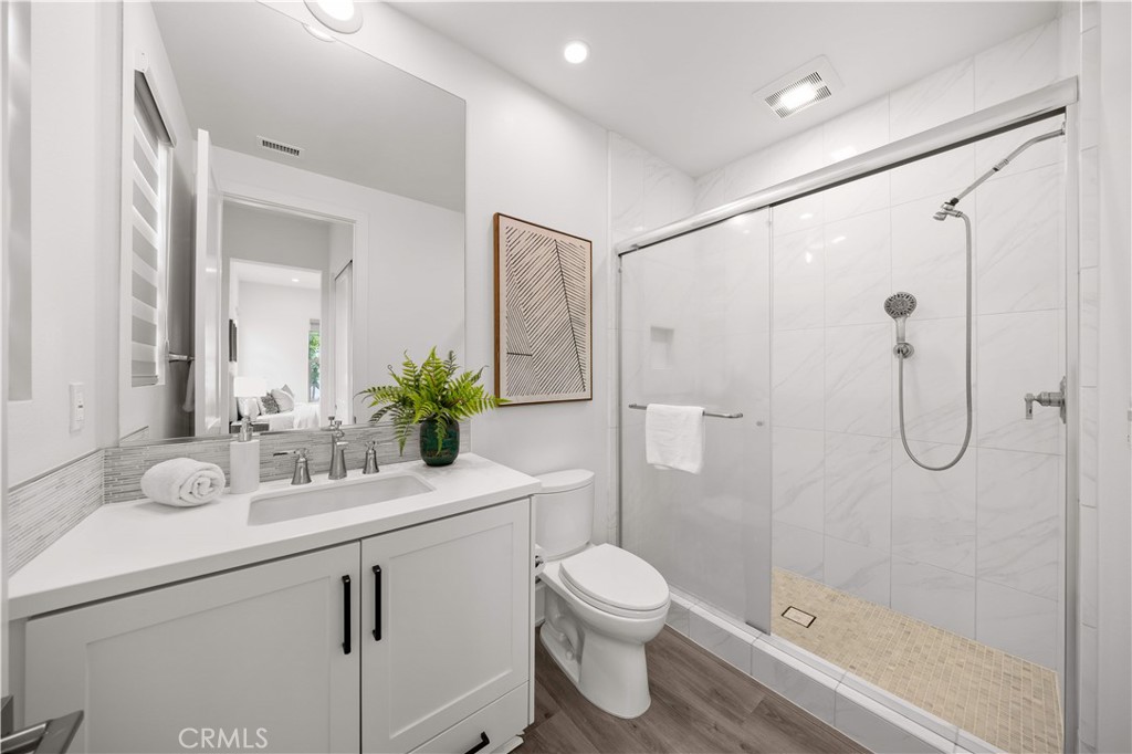 MLS #OC25156044 image #21