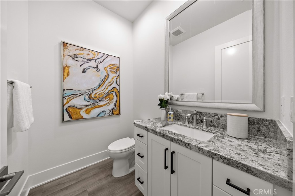 MLS #OC25156044 image #23