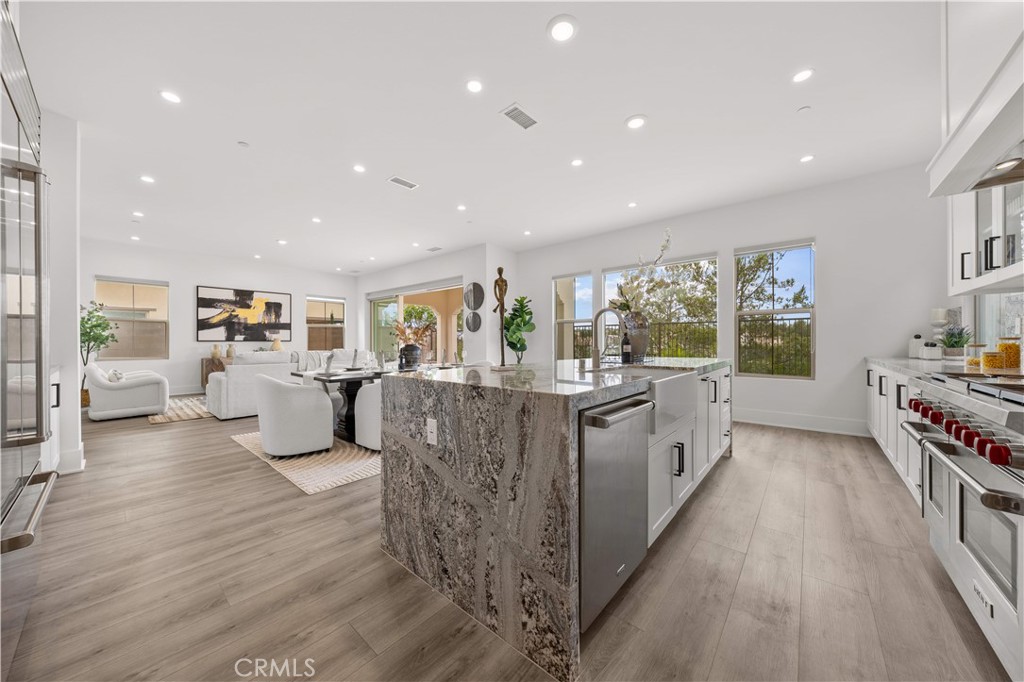 MLS #OC25156044 image #4