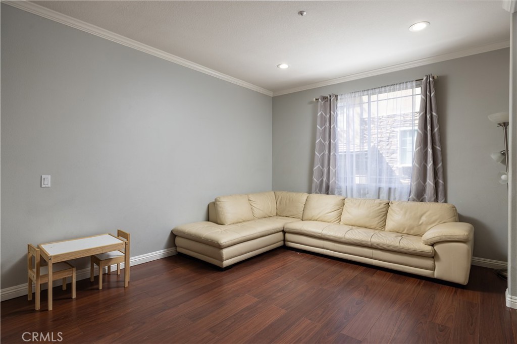 MLS #OC25263120 image #11