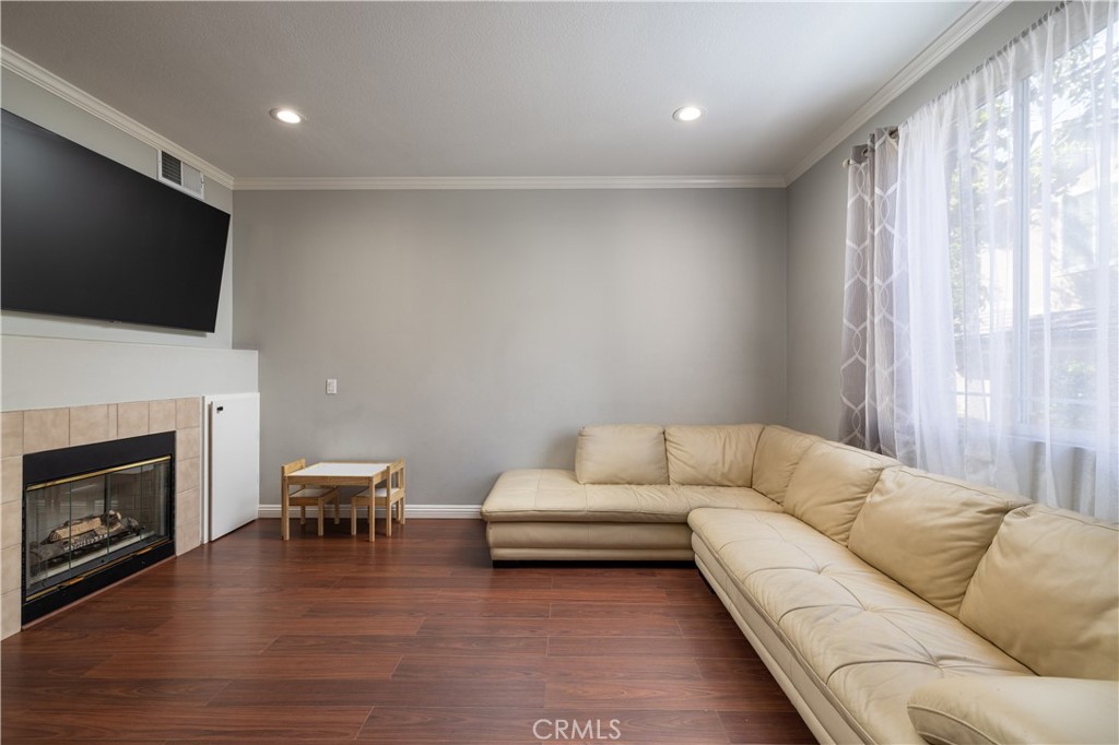 MLS #OC25263120 image #13