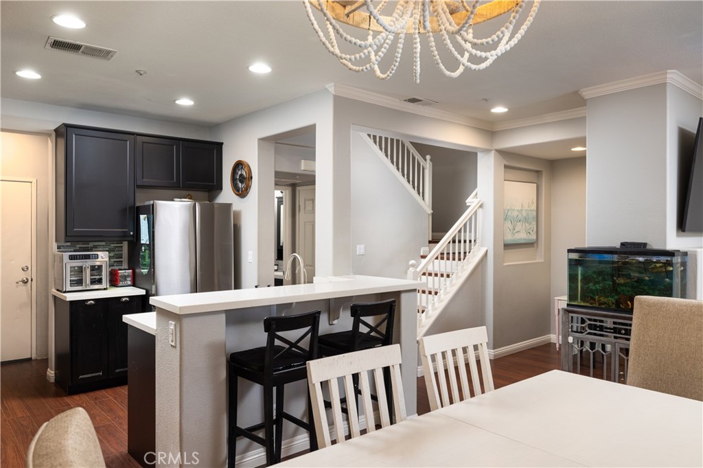 MLS #OC25263120 image #2