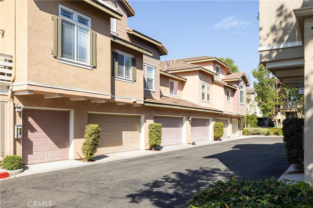 MLS #OC25263120 image #22