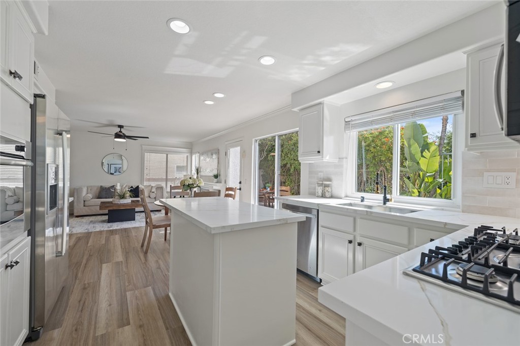 MLS #OC25263121 image #10