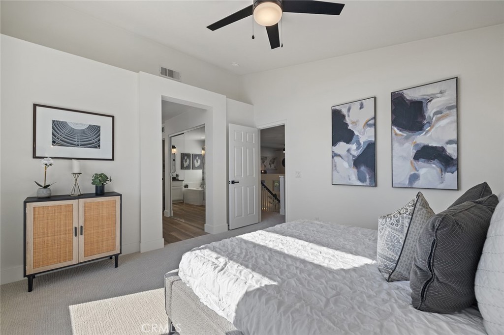 MLS #OC25263121 image #17