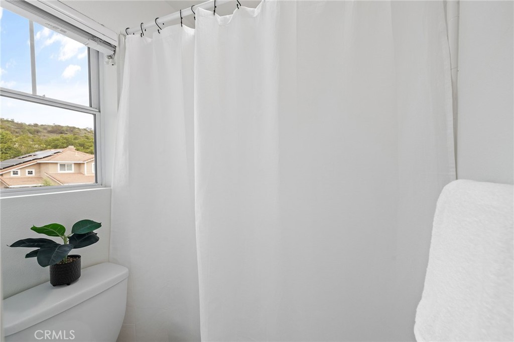 MLS #OC25263121 image #22