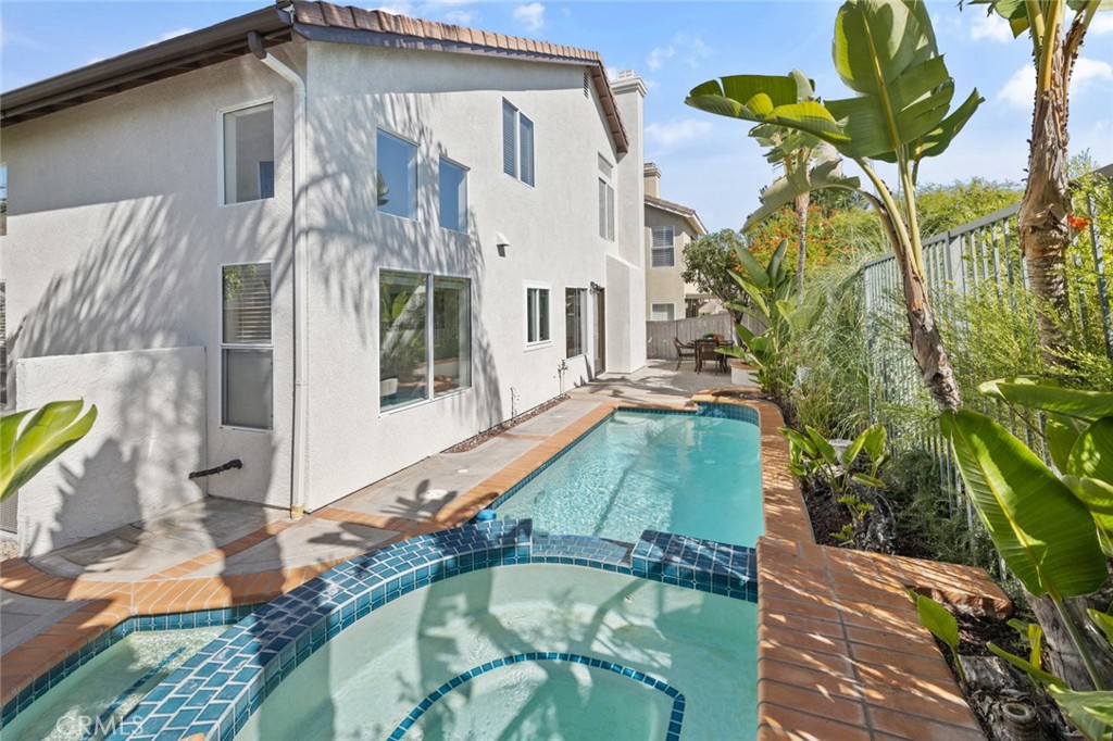 MLS #OC25263121 image #27