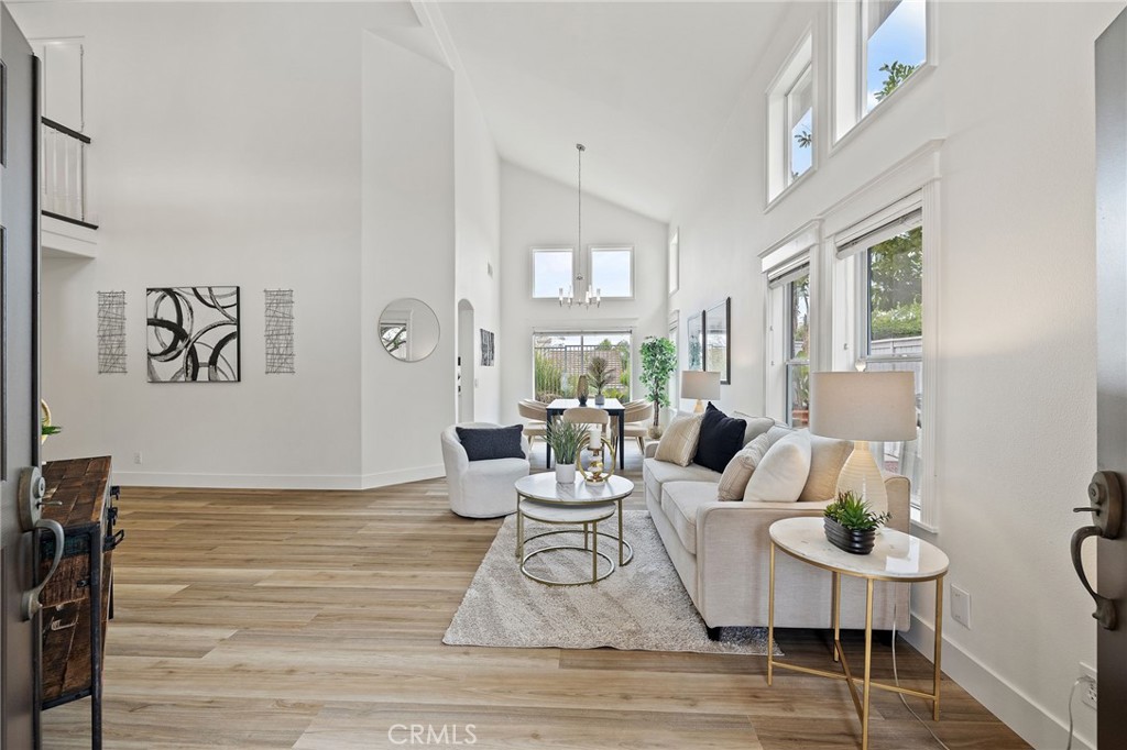 MLS #OC25263121 image #3