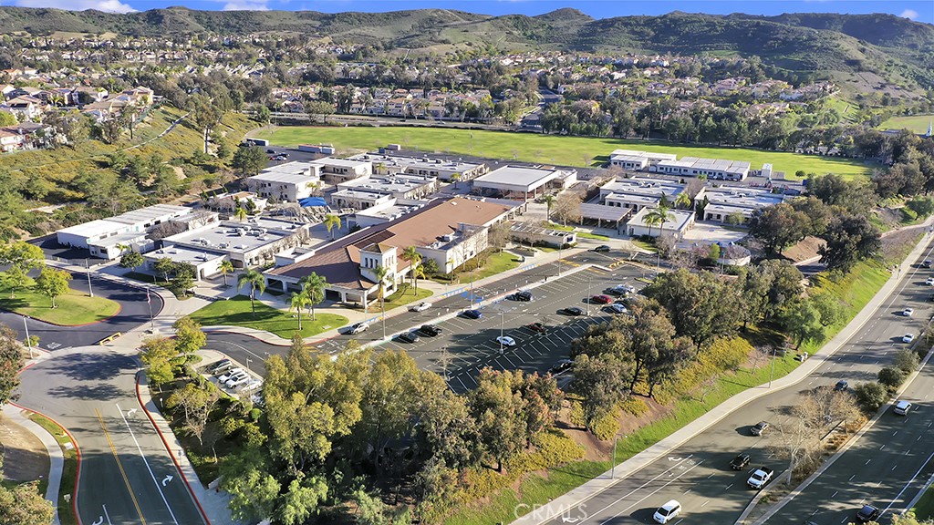 MLS #OC25263121 image #38