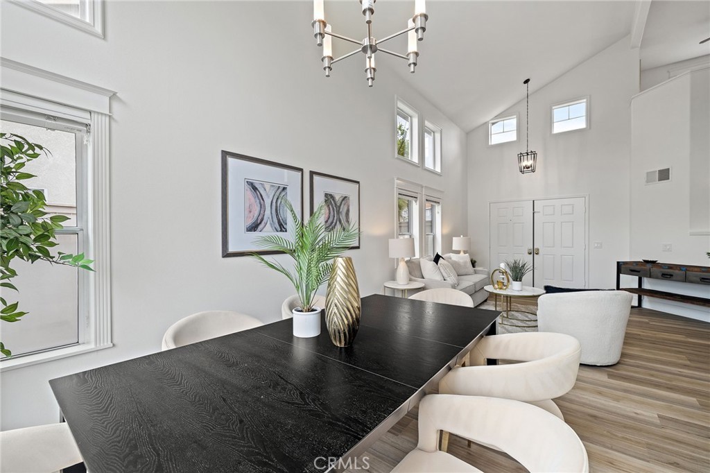 MLS #OC25263121 image #8