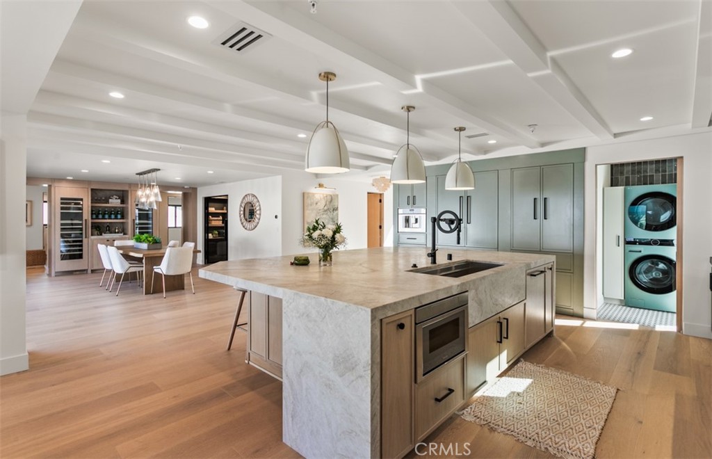 MLS #OC25263131 image #16