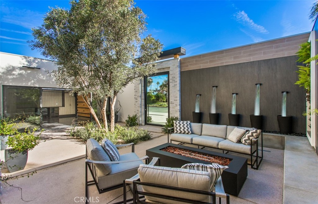 MLS #OC25263131 image #2