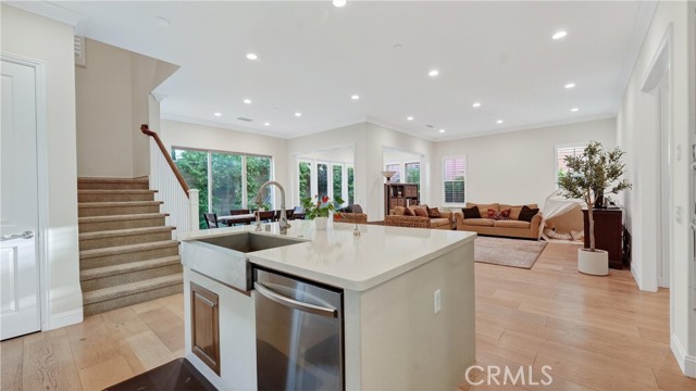 MLS #OC25263159 image #17