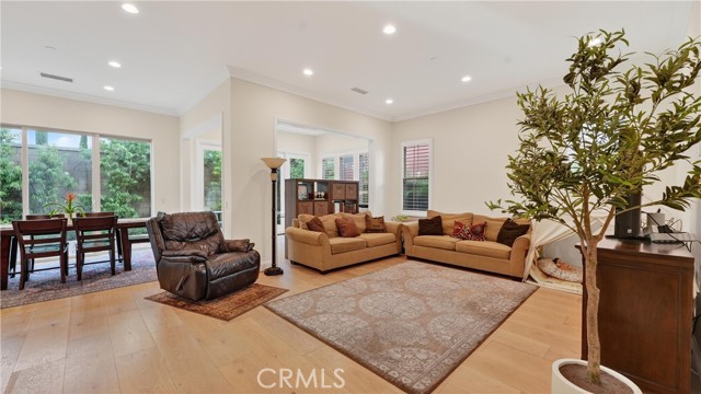 MLS #OC25263159 image #6