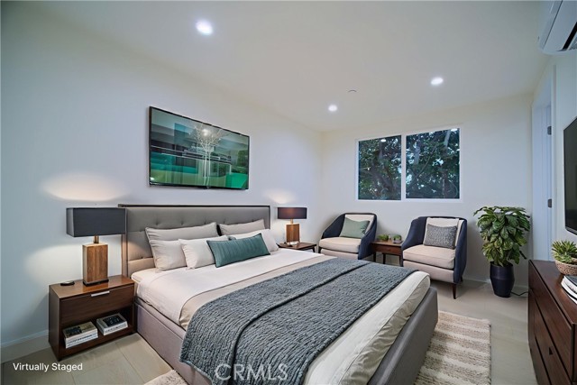 MLS #OC25263160 image #12