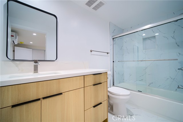 MLS #OC25263160 image #13