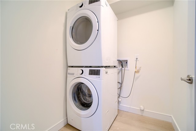 MLS #OC25263160 image #16