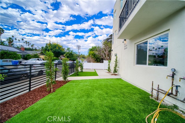 MLS #OC25263160 image #17