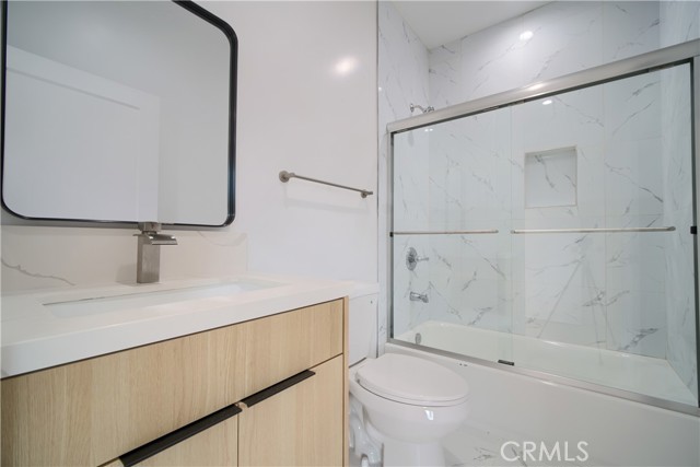 MLS #OC25263163 image #11