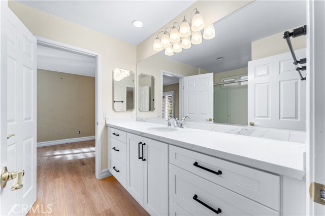 MLS #OC25263167 image #17