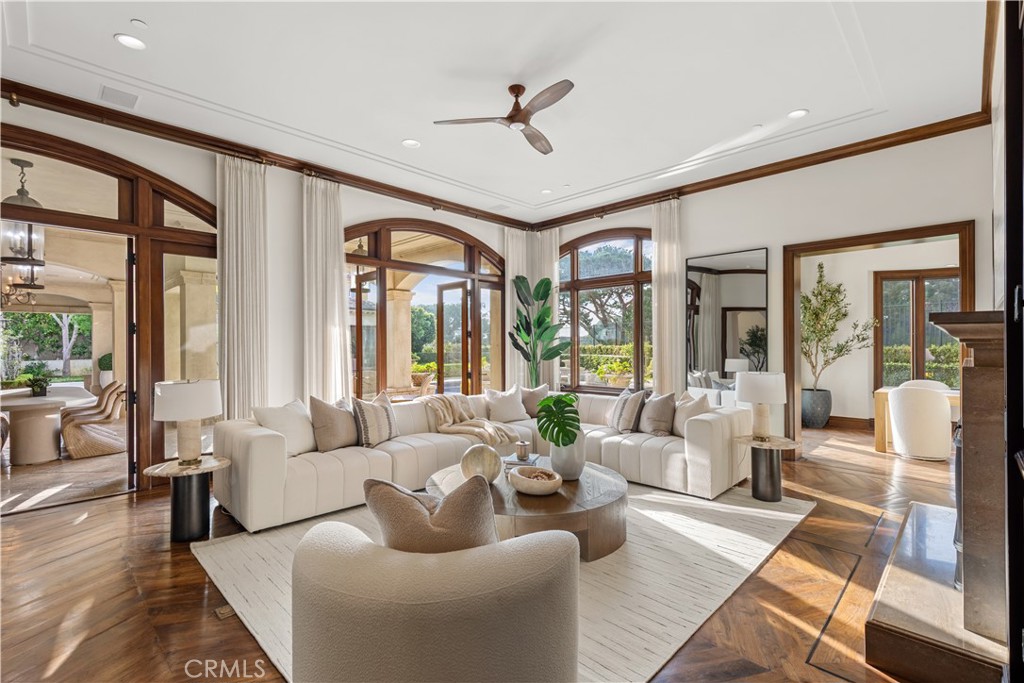 MLS #OC25263171 image #10