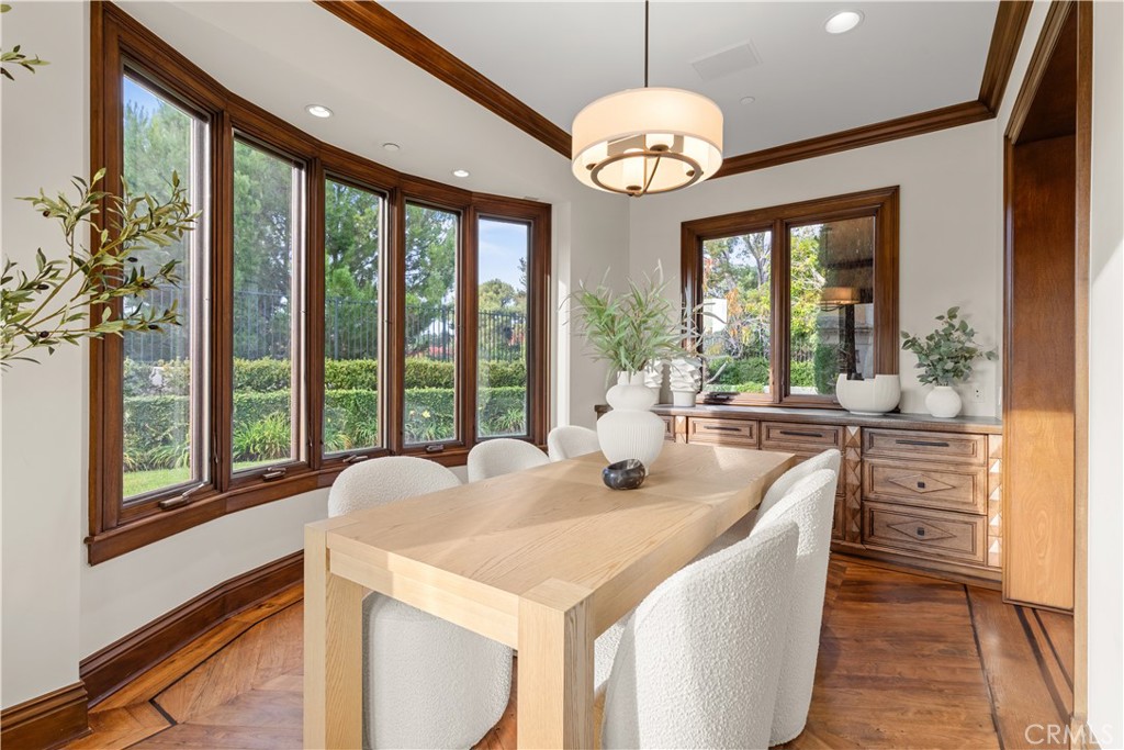 MLS #OC25263171 image #11