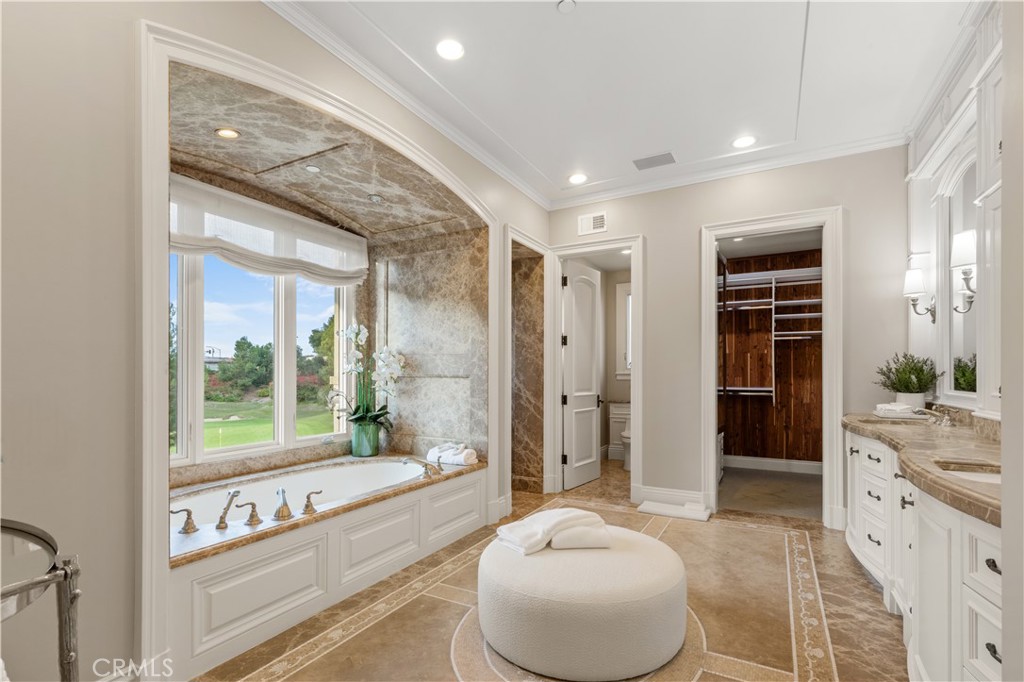 MLS #OC25263171 image #23