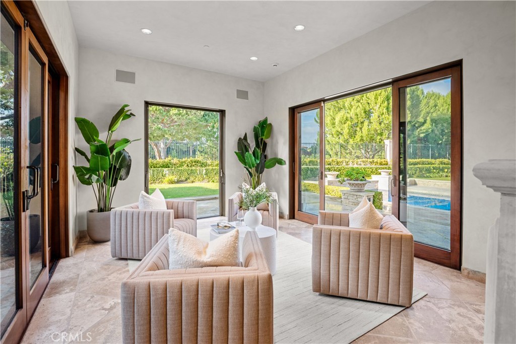 MLS #OC25263171 image #30